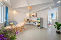 Homestay Vuon Phap Bmt Hotels in Tu An