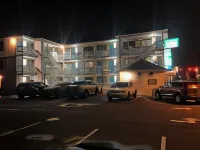 Sea Palace Motel - Pysäköinti