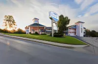 Angel Inn - Central - Pools