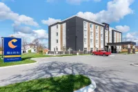 Comfort Inn & Suites Hotels near Goderich BIA Farmers' Market