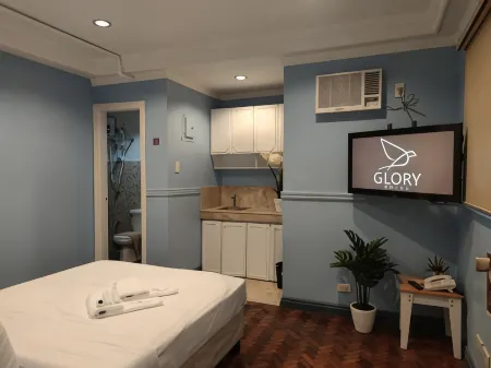 Glory Hotel Cubao