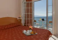 Hotel Tolo - balcony