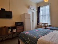 Golden Cross Hotel Hotels in Athenree