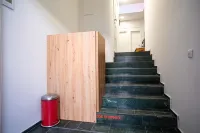 Aisha Hostel