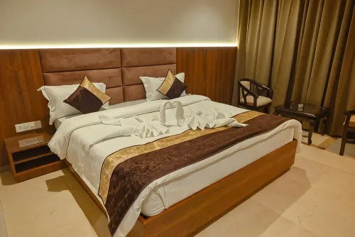 MD Farms and Resorts Hotel a Chhatikara