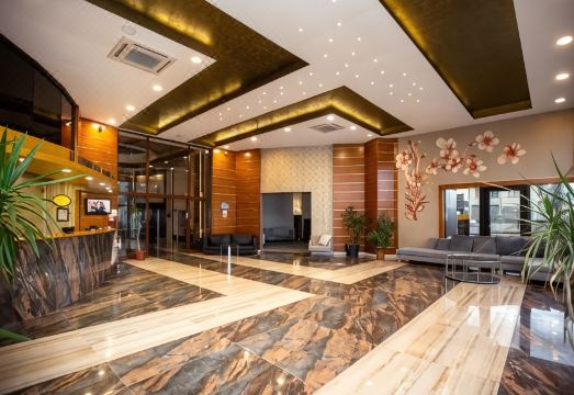 2. 아룸 트라브존 ..