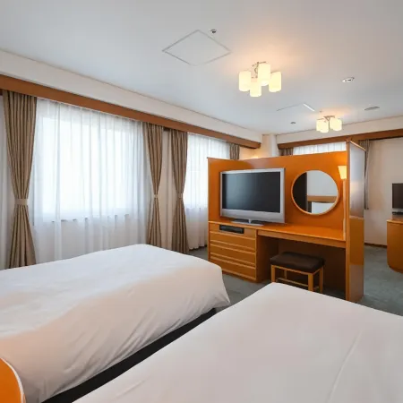 Ise Pearl Pier Hotel