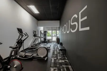 Mint House Greenville - Downtown Отели в г. Джадсон