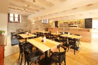 Hotel Historia Malomkert - breakfast