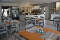 Storms River Guest Lodge - breakfast
