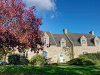 Chambres d'Hotes "Manoir des Quatre Saisons" Hotels near Pointe du Bile