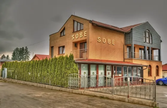 美麗意大利汽車旅館