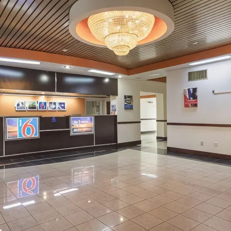 Motel 6 Decatur, GA