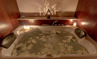 Royal Angkor Resort & Spa