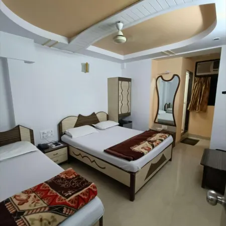 Hotel Broadway Colaba