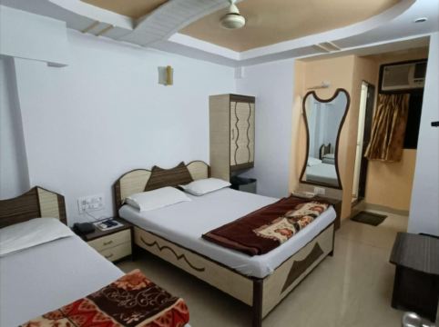 Hotel Broadway Colaba