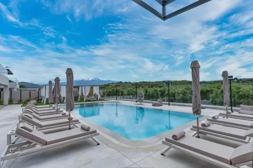 Luxurious Villa Micha Mare - 14 Bedrooms