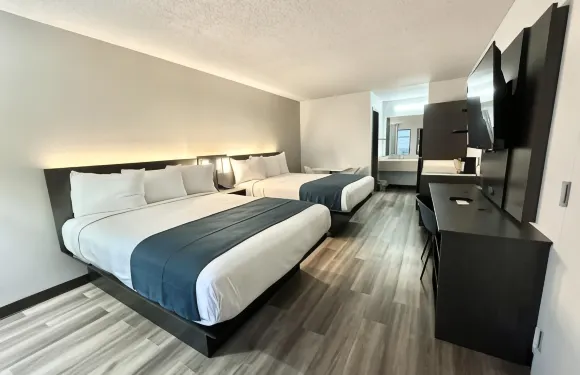 肯塔基路易斯威爾機場/會展中心 6 號套房酒店