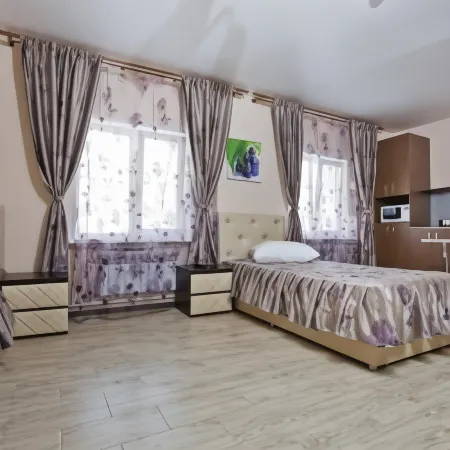 Веста Отели рядом с достопримечательностью «Историко-краеведческий музей г. Уссурийск»