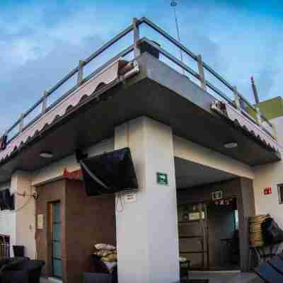 島嶼飯店及酒廊 Hotel Exterior