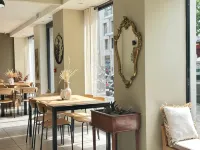 Hôtel le National Clichy Paris Hotels in Clichy