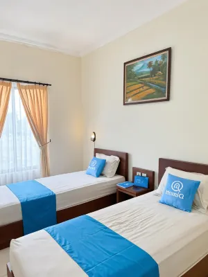 Adiputra Guesthouse 2 Hotel dekat Alun-alun Banyuraden