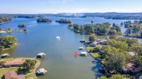 Echo Point Lake House - Lake Hamilton Hotels in Lake Hamilton