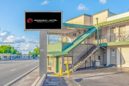 Economy Hotel Covington