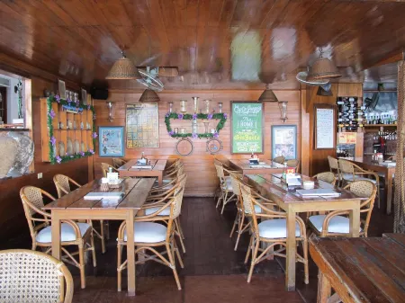 Captngreggs Dive Resort