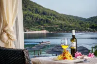 Blue Green Bay Hotels in Скопелос