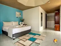 Lanas Beach Resort Carabao Island - balcony