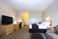 West Country Inn