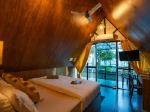 瓦爾卡拉佐斯特爾 瓦卡拉酒店