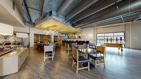 Voco College Station Aggieland by IHG