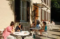 Santangela Hostel & Rooms Hotels in Carlazzo