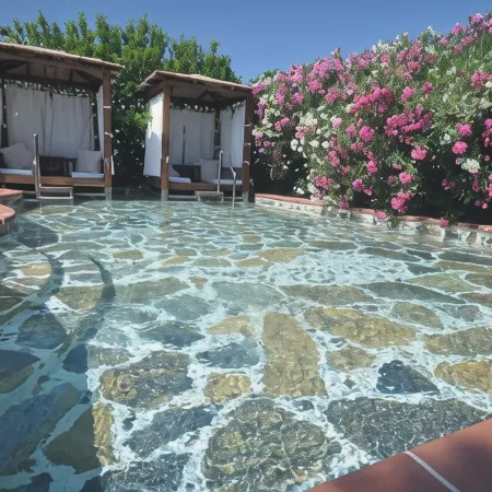 El Vino Hotel & Suites