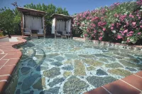 El Vino Hotel & Suites - Romantic