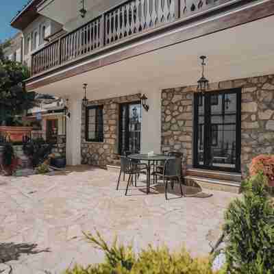 Villa Pupin Saraiste Hotel Exterior