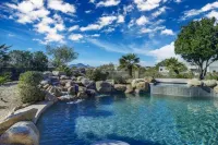 NEW VILLA The Scottsdale Haven w/ heated pool & spa, 7 bed/7 bath