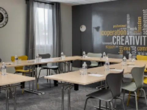 宜必思快捷酒店克萊蒙費朗北里永 里永酒店