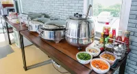 Prew Lom Chom Nam Hotels in Si Racha District