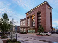 La Quinta Inn & Suites by Wyndham Oklahoma City Airport - Nouto- ja jättöpalvelut