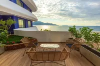 Regina Blu Hotels in Radhimë