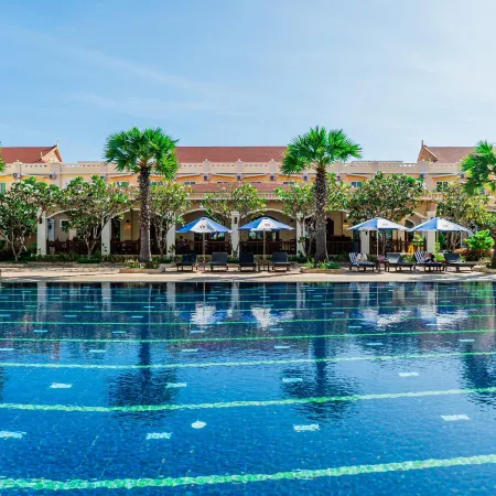 Sokha Palace Siem Reap Hotel Отели рядом с достопримечательностью «Пном Бакхенг»