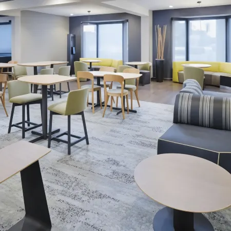 Courtyard Richmond Airport Отели в г. Сандстон