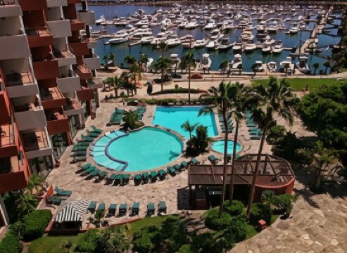 Hotel Coral & Marina