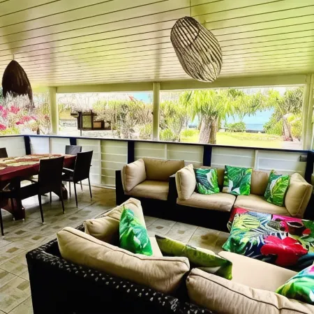 Linareva Moorea Beach Resort