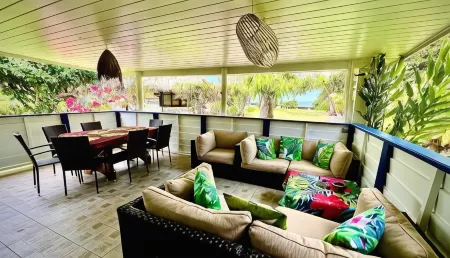 Linareva Moorea Beach Resort Отели в г. Паопао