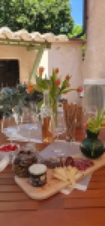 Under the eye of the bell tower Hotels in Peymeinade