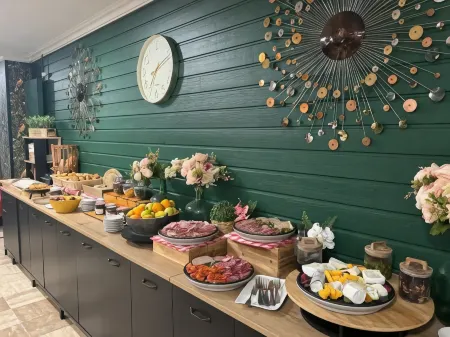 Hôtel & Spa le Gambetta, Bergerac, Centre Ville Отели в г. Сен-Лоран-Де-Винь